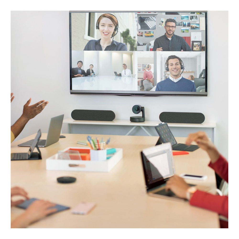 Logitech Rally Plus – 4K UHD Video Conferencing System with USB Connectivity, External Microphones, and Studio-Quality Audio – Desktop Setup