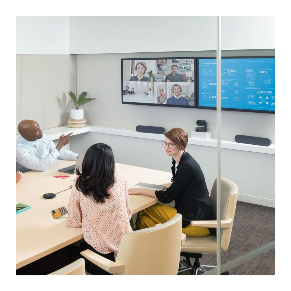 Logitech Rally Plus – 4K UHD Video Conferencing System with USB Connectivity, External Microphones, and Studio-Quality Audio – Desktop Setup